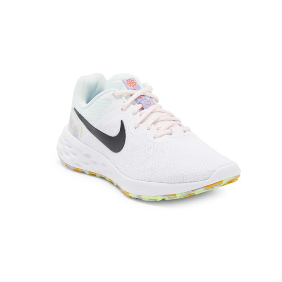 NIKE Women's Revolution 6 Next Nature Running Sneakers Size 5.5 - Picture 1 of 9